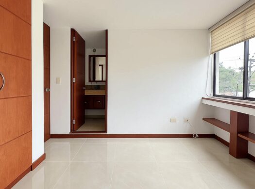 Apartamento en Venta Ciudad Jardin Cali