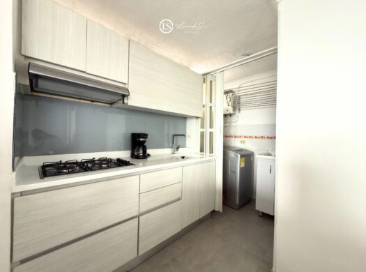 Apartamento en Venta en Colseguros Cali. Piso 14